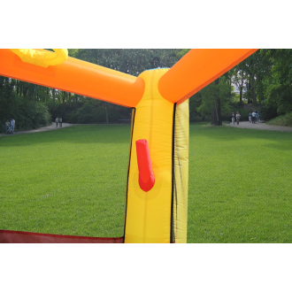 Ugráló vár - csúszda